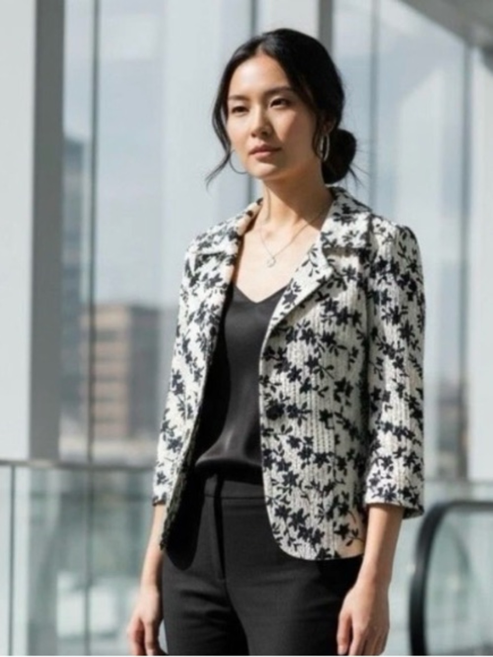 MAXMARA SILK BLEND CREAM/BLACK FLORAL QUILTED BLAZER SIZE 8 - Picture 11 of 11